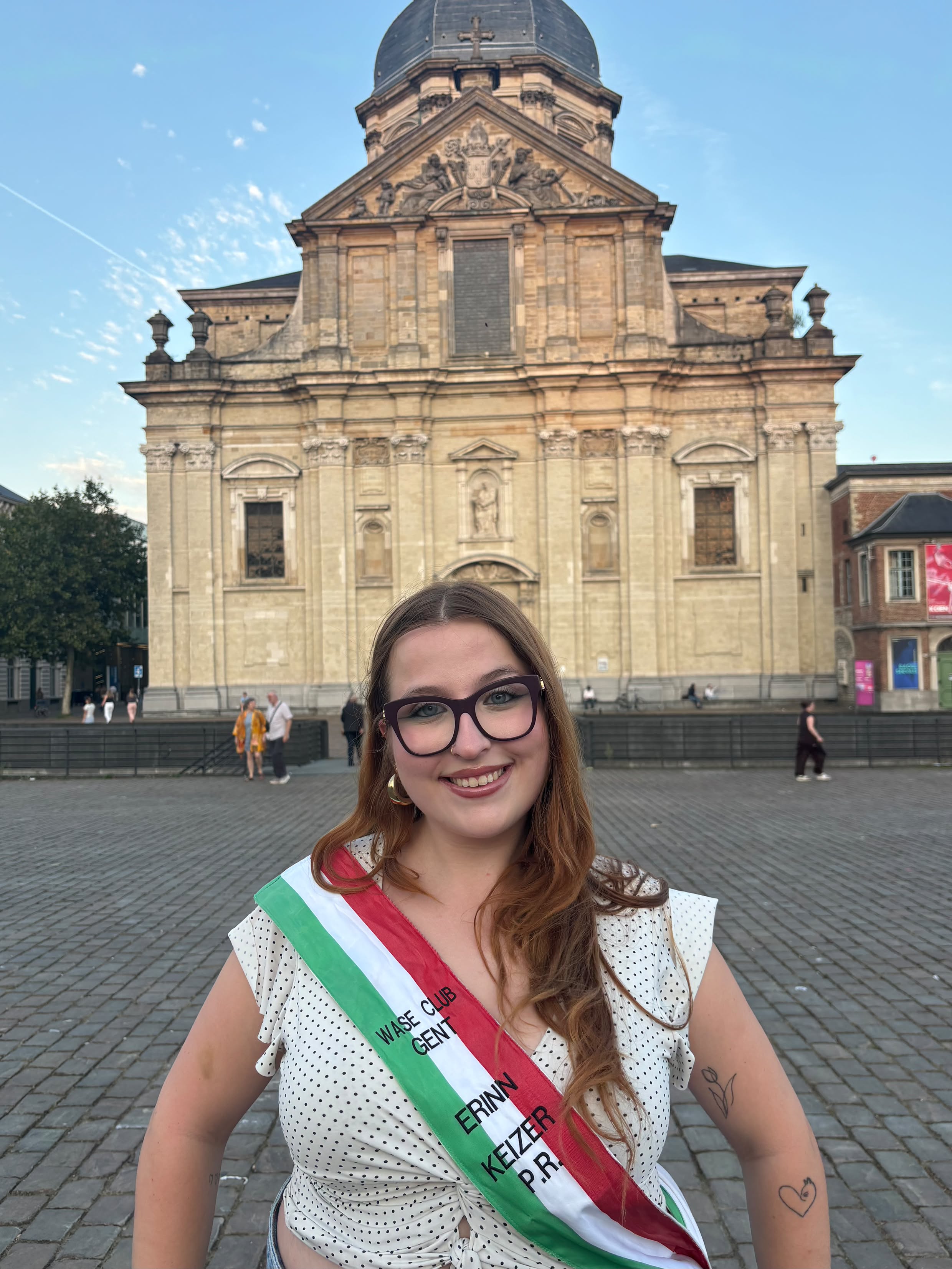 Erinn, public relations